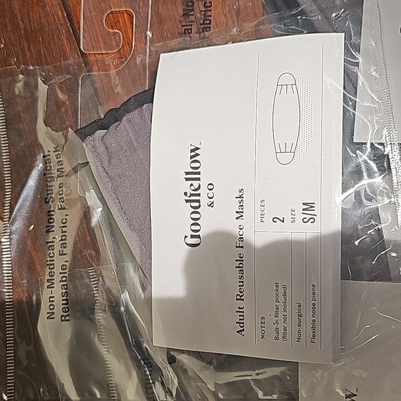 Goodfellow & Co Accessories New 3 Factory Sealed Adult Unisex Cloth